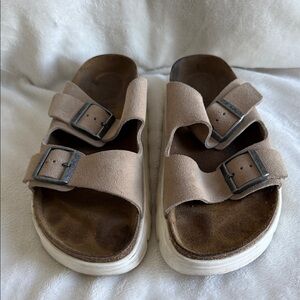 Papillio by Birkenstock - Women’s Arizona Chunky (Color: Warm Sand)